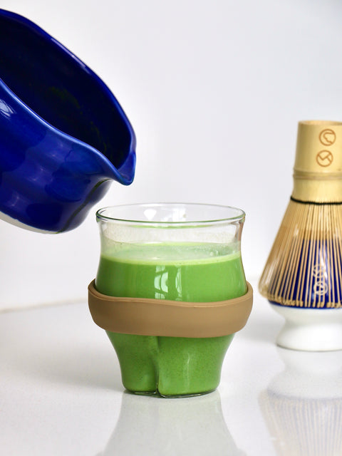 Iced matcha drink for steady, natural energy