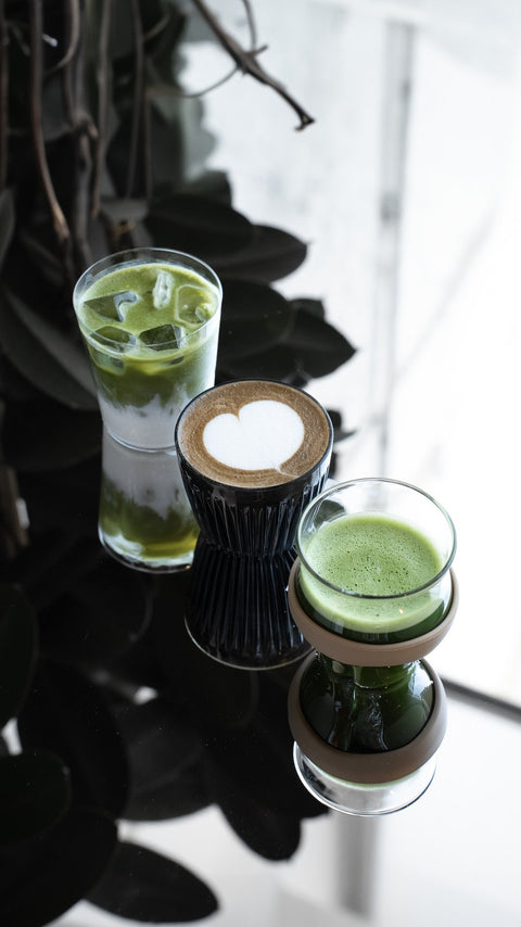 Iced matcha latte and matcha drinks for choosing latte friendly matcha